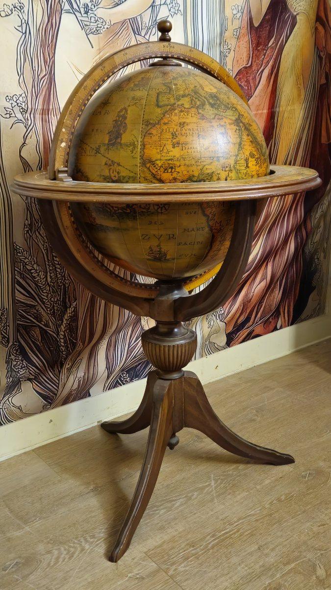 Globe Bar Opening On Tripod Base-photo-2