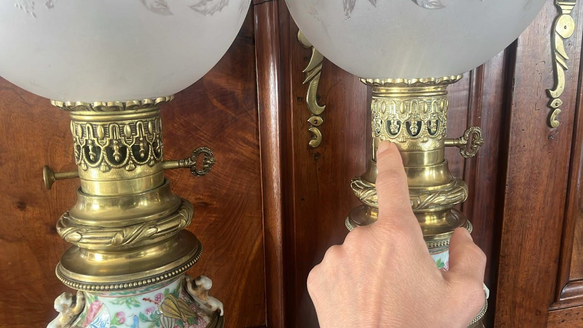 Pair Of Kerosene Lamps On Gilt Bronze Terraces-photo-1