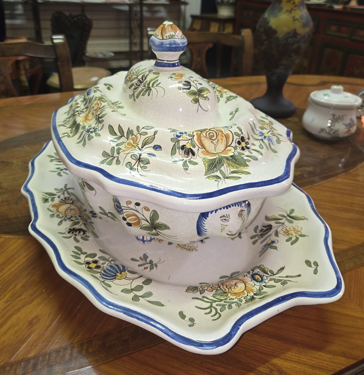 Huge Antique Earthenware Soup Tureen - Floral Design - With Matching Tray-photo-4