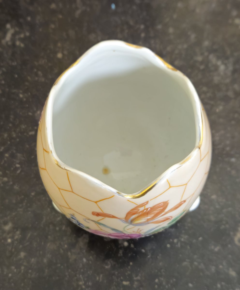 Cache-pot en porcelaine de Limoges – décor floral – forme coquille sur pieds    -photo-4