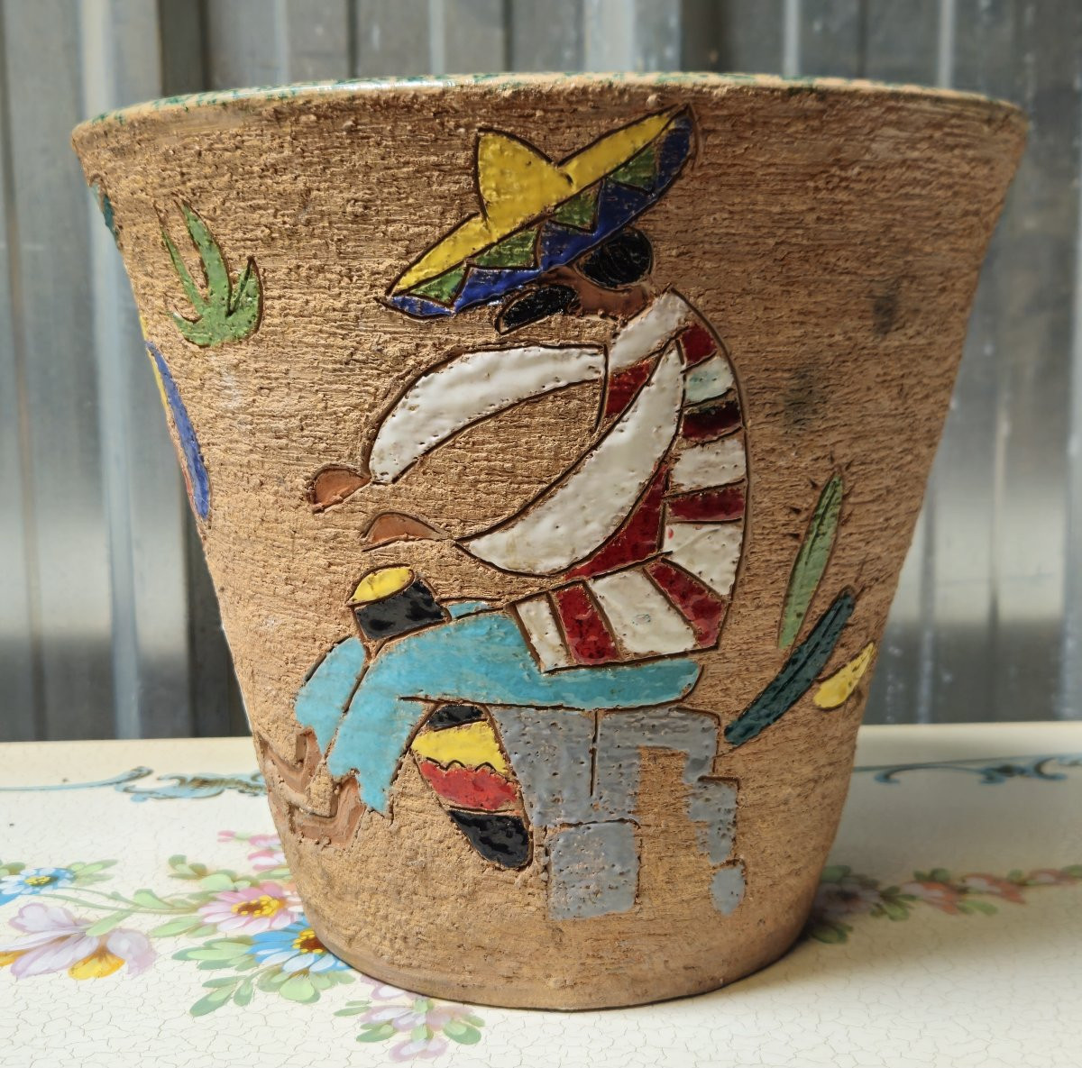 Glazed Ceramic Planter With Mexican Decor - Art Deco --photo-1