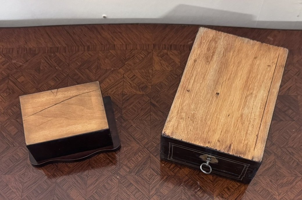 Deux coffrets Napoléon III en bois noirci et filets de laiton – XIXe siècle -photo-5