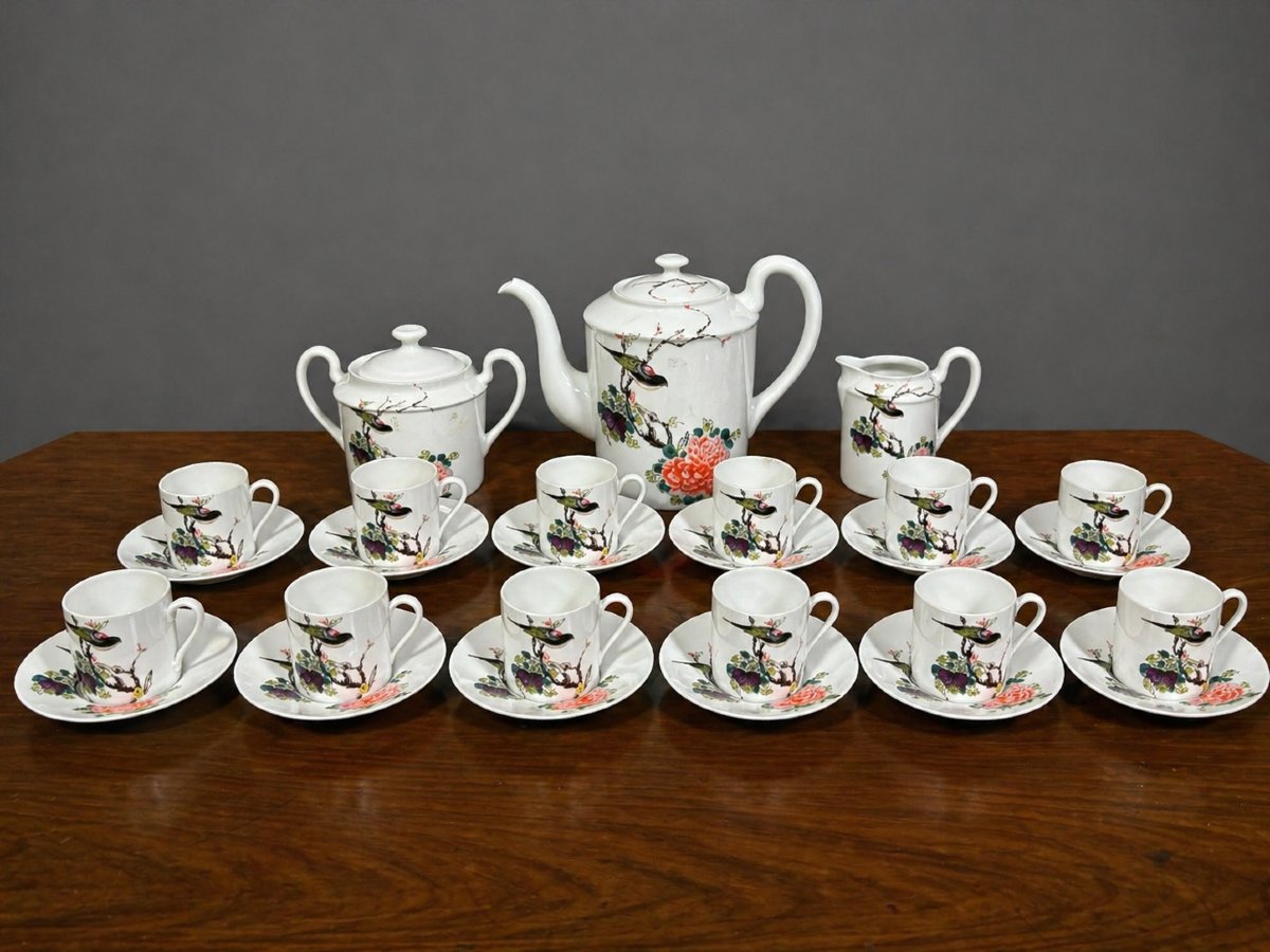 Service à thé en porcelaine de Limoges – Décor Asiatique “Oiseau et Pivoine” – Série numérotée -photo-1
