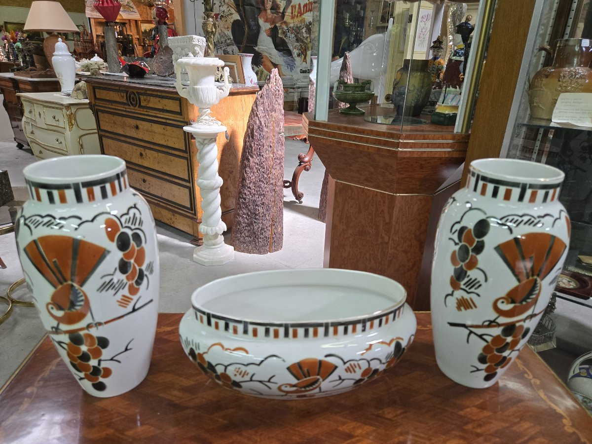 Set With Two Vases And A Centerpiece In Lunéville Earthenware-photo-4