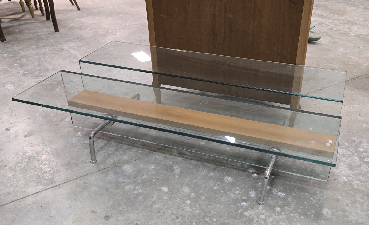 Table basse design des années 1970, alliant transparence et légèreté -photo-5