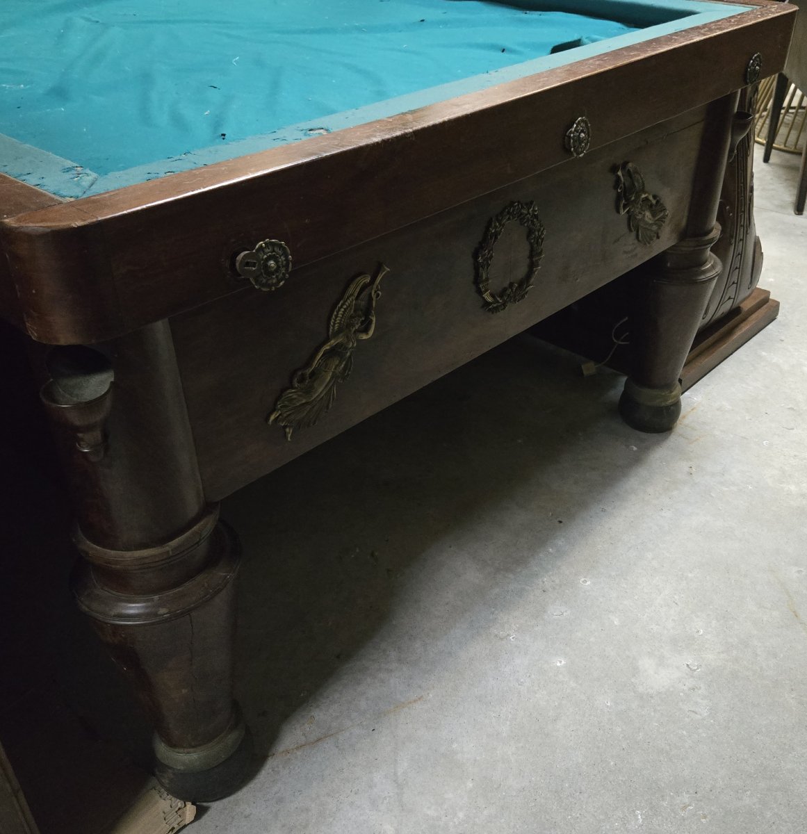 French Empire Period Billiard Table In Mahogany, Resting On Four Sheathed Legs With Ringed Bases.-photo-6