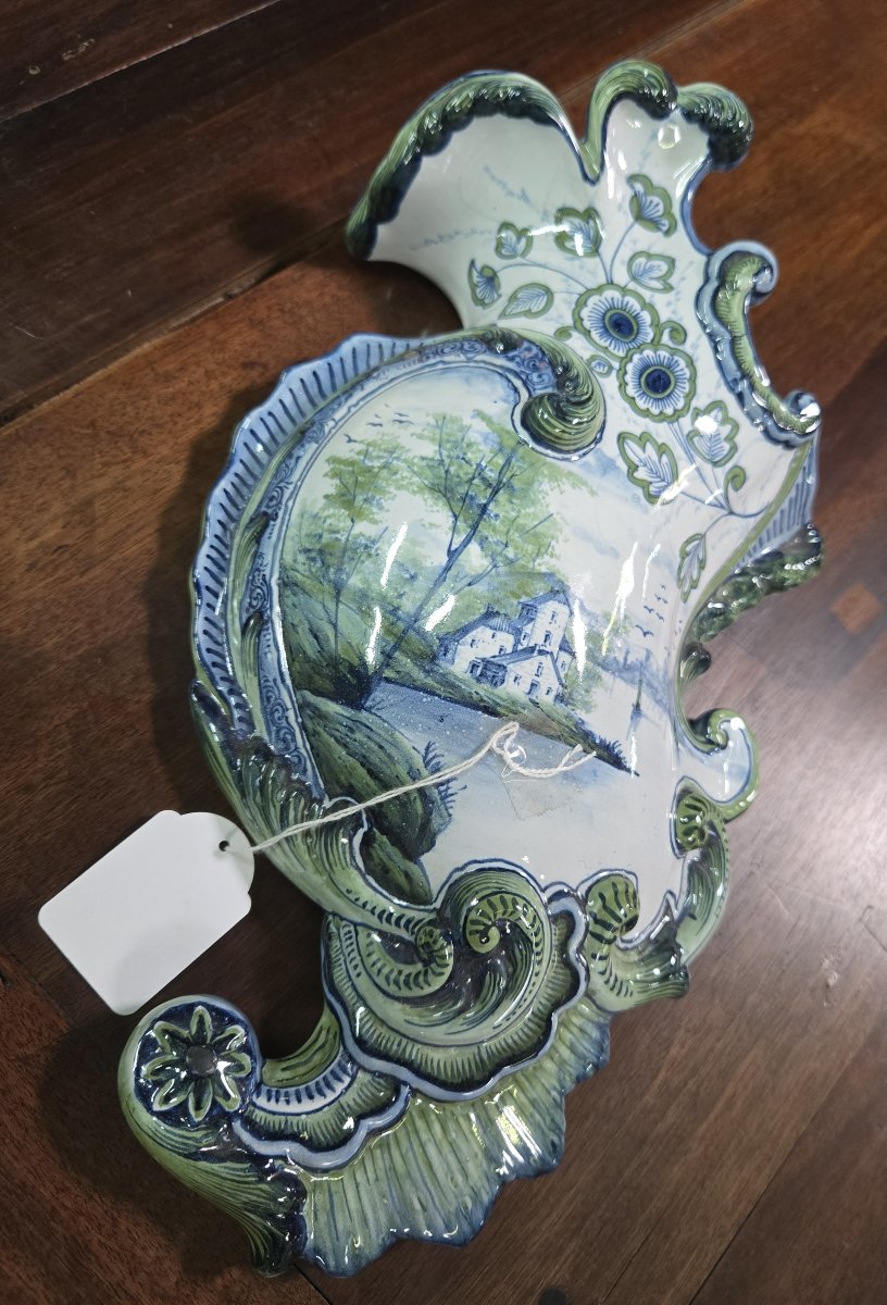 Wall-mounted Earthenware Bouquetiere With Polychrome Decoration, In An Animated Form.-photo-3