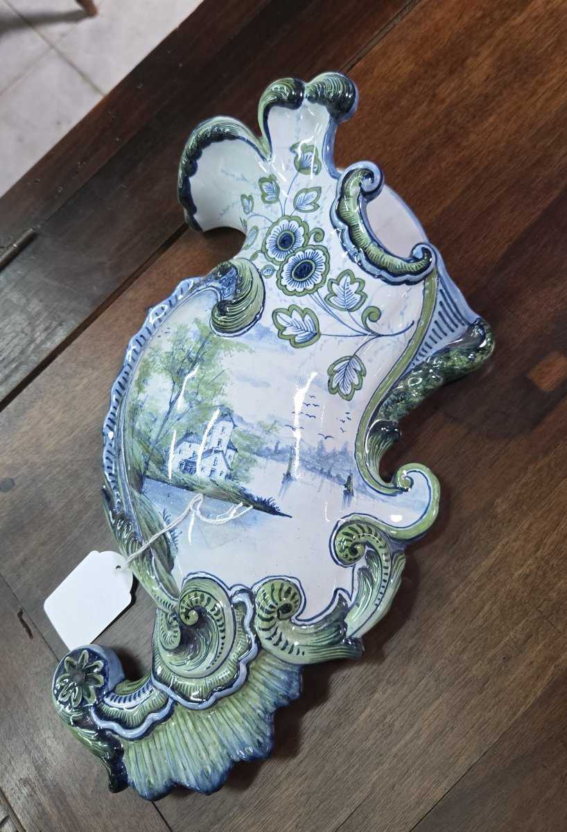 Wall-mounted Earthenware Bouquetiere With Polychrome Decoration, In An Animated Form.-photo-5