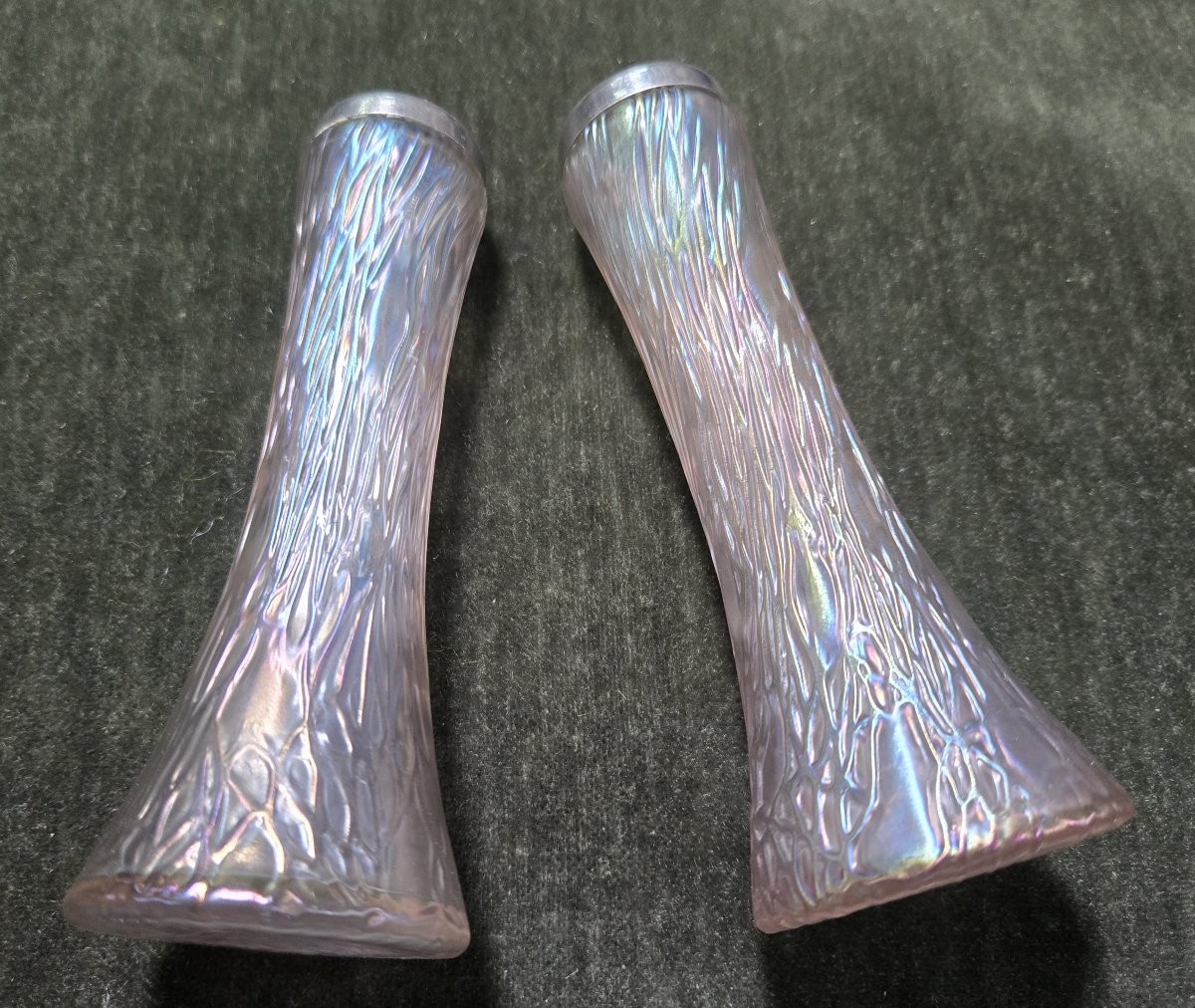 Pair Of Iridescent Glass Vases With Relief Decoration Evoking Plant Or Organic Motifs-photo-3