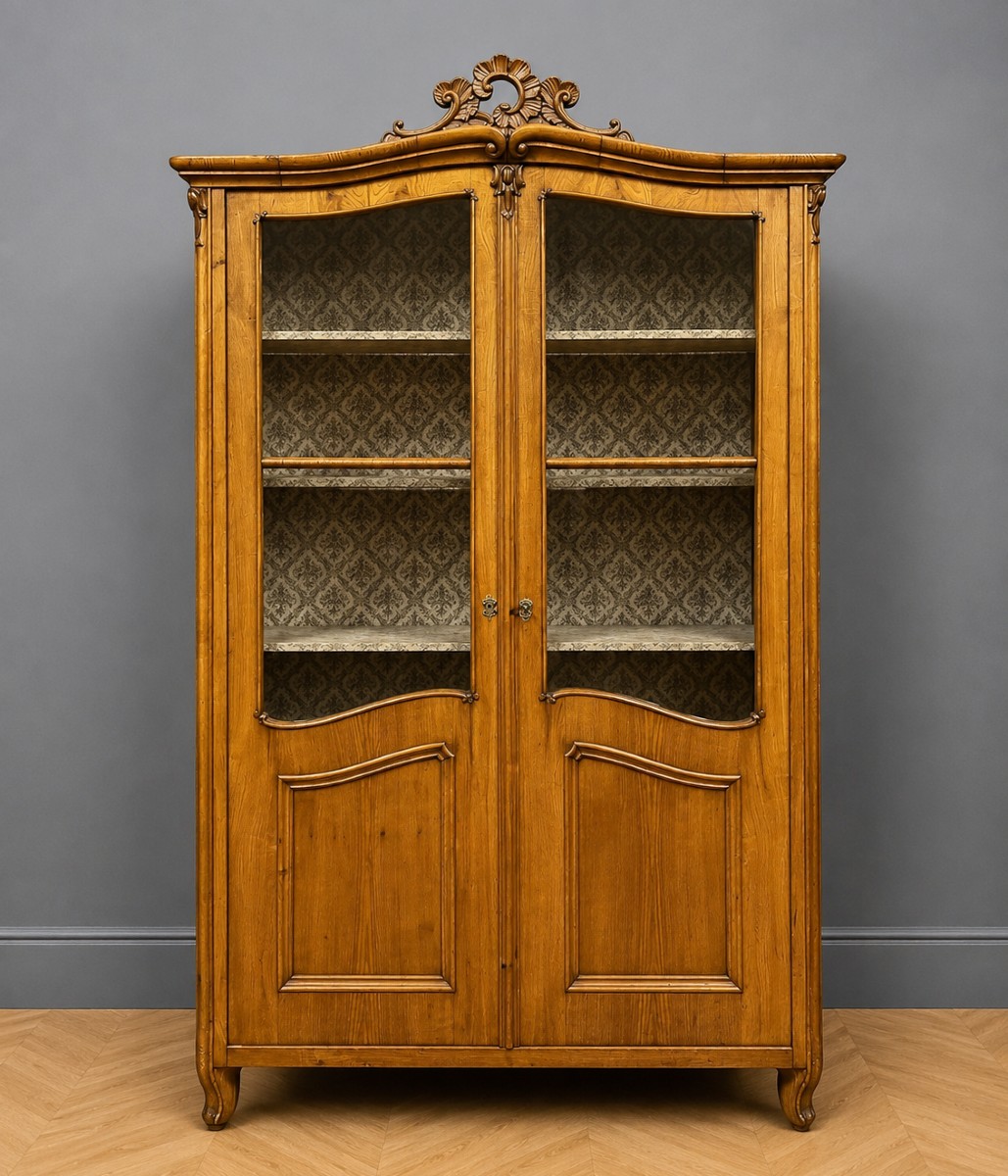 Bibliothèque vitrée de style Louis XV