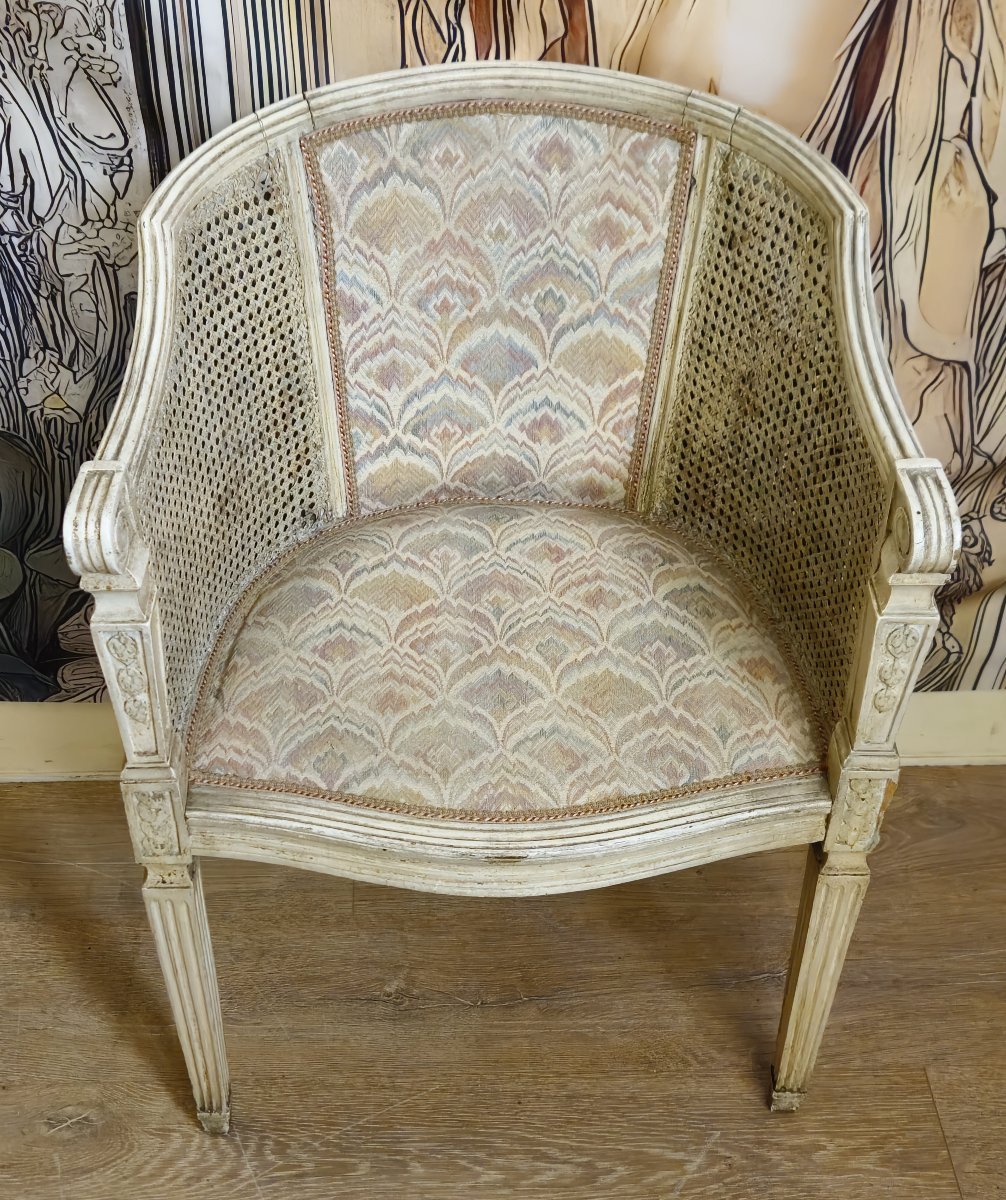Fauteuil gondole de style Louis XVI en bois sculpté et patiné crème-photo-3