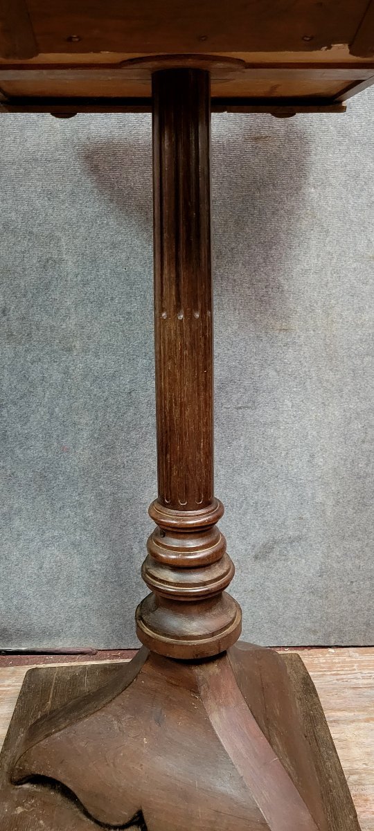 Large Solid Oak Music Stand Resting On A Central Turned Base With A Trilobed Base-photo-2