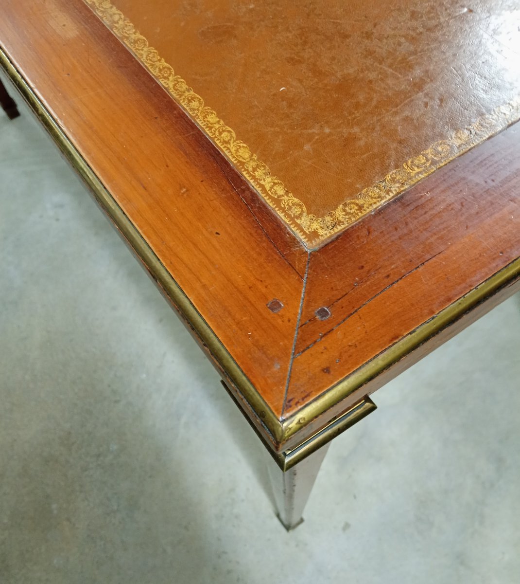 Bureau plat de style Louis XVI en acajou-photo-3