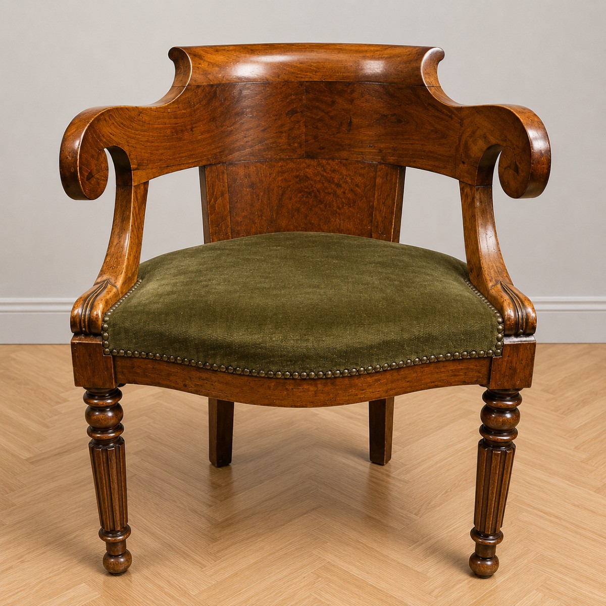Fauteuil de bureau époque Empire-Charles X en noyer, à dossier gondole 