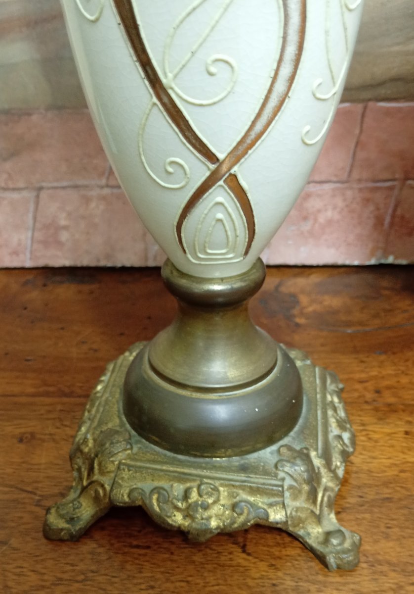 Paire de vases couverts d'époque Art Nouveau, en porcelaine-photo-5