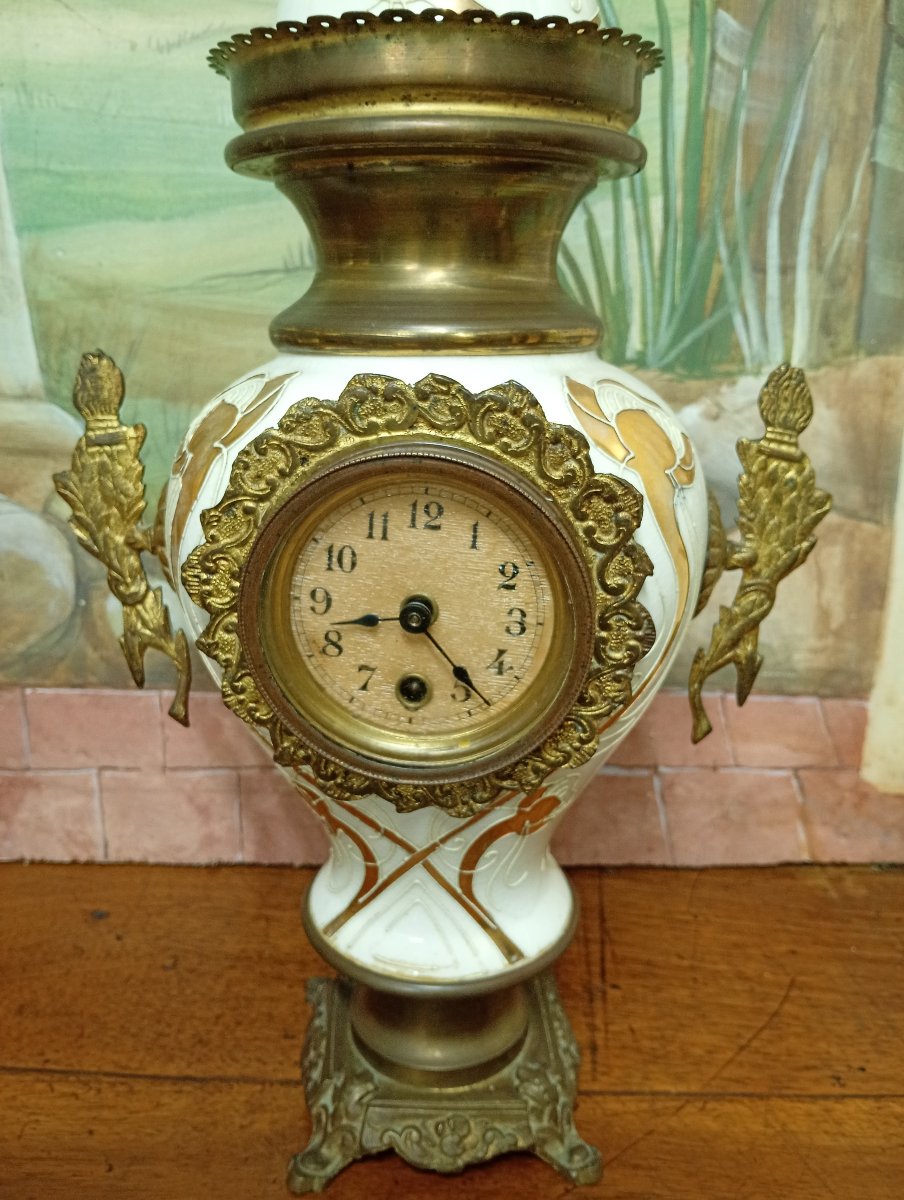 Large Art Nouveau Clock In Gilt Bronze And Regule And Porcelain-photo-3