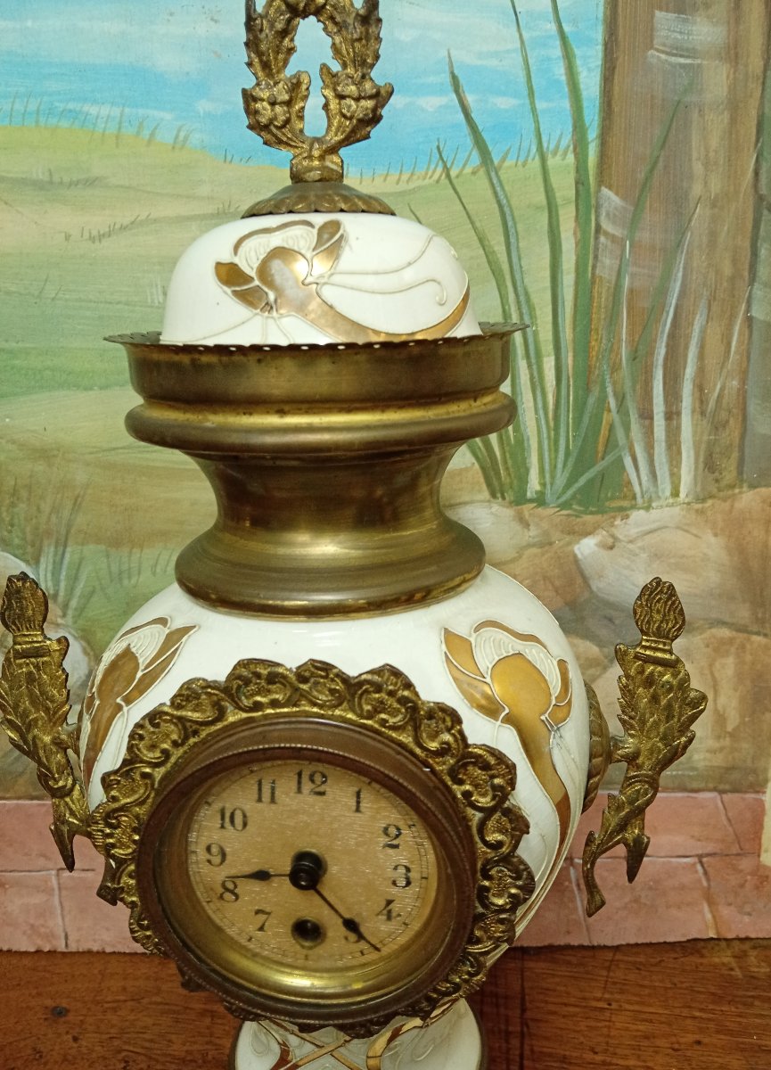 Large Art Nouveau Clock In Gilt Bronze And Regule And Porcelain-photo-4