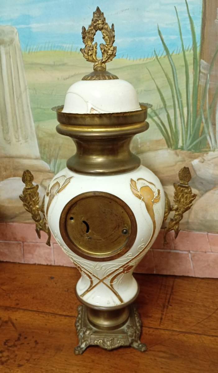 Large Art Nouveau Clock In Gilt Bronze And Regule And Porcelain-photo-6