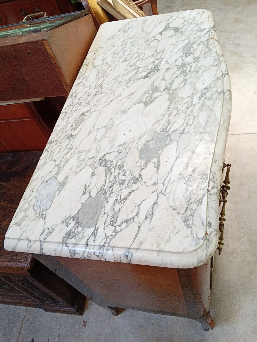 Commode galbée Louis XV en marqueterie – dessus marbre – époque XIXe  -photo-5