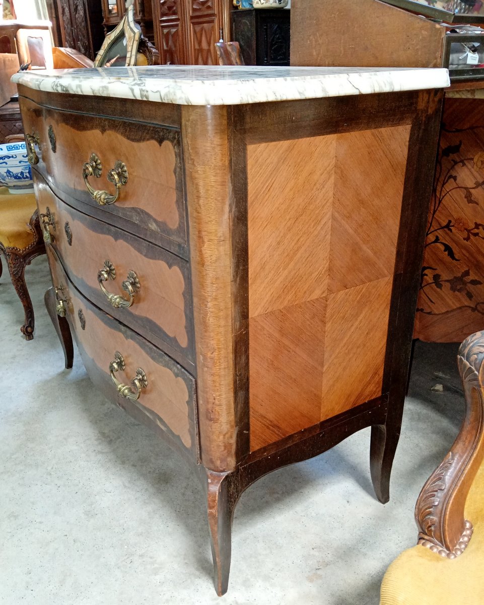 Commode galbée Louis XV en marqueterie – dessus marbre – époque XIXe  -photo-7