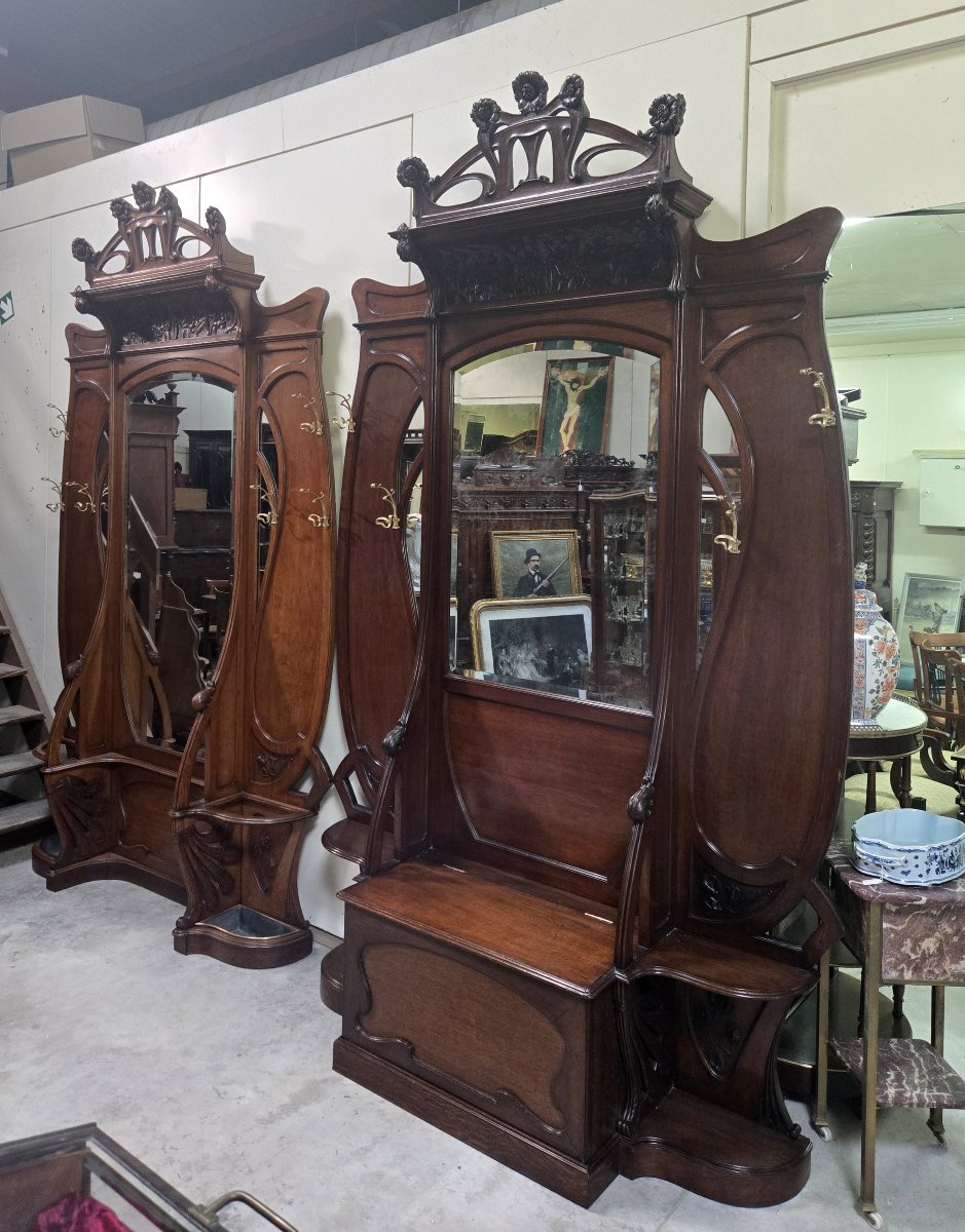 Ecole de Nancy / Majorelle : Rare et spectaculaire paire de porte-manteaux -photo-1
