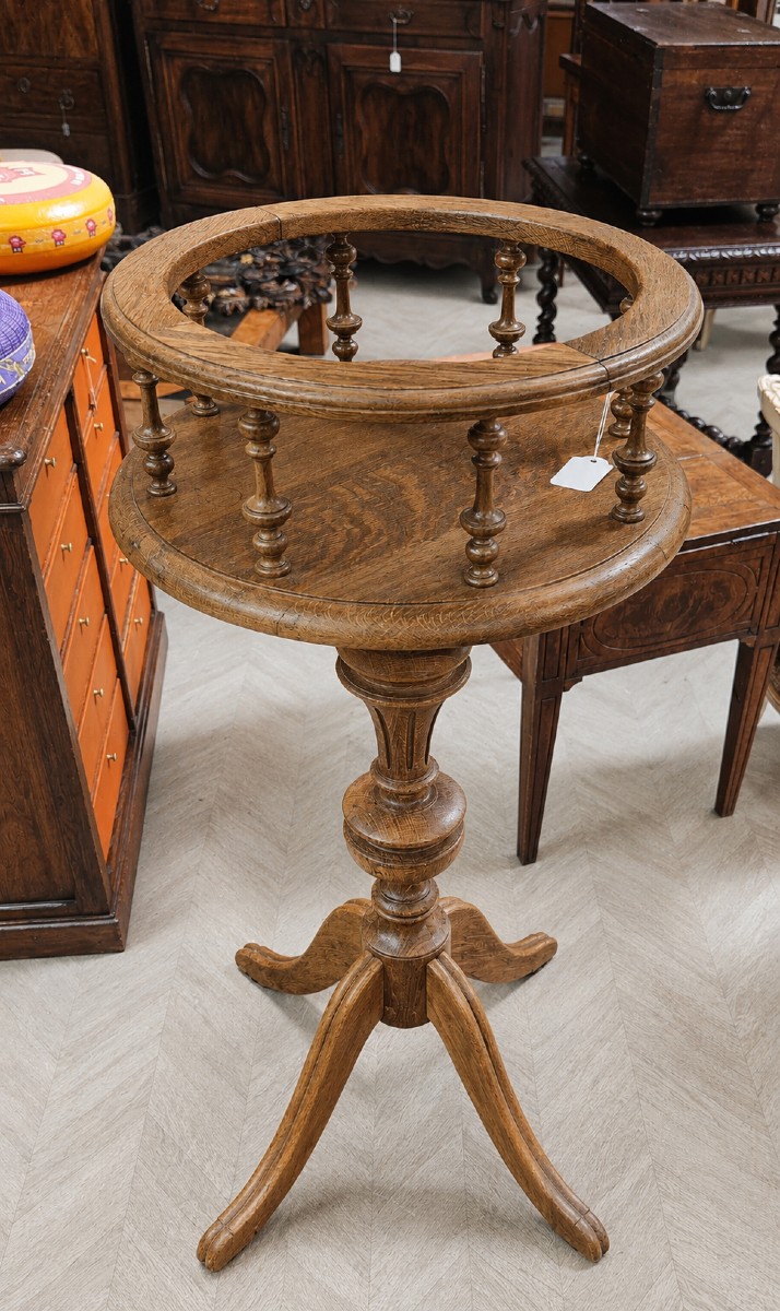 Plant Stand In Solid Oak
