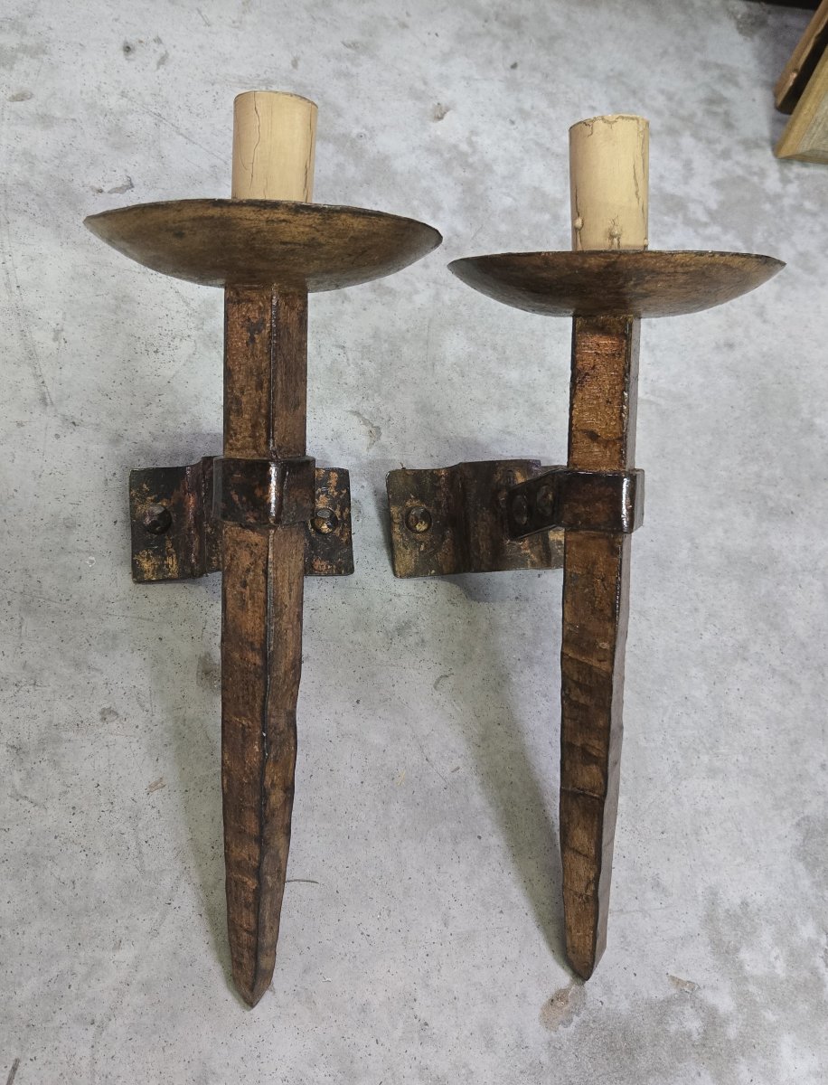 Pair Of Brutalist Sconces In Hammered And Patinated Iron-photo-1