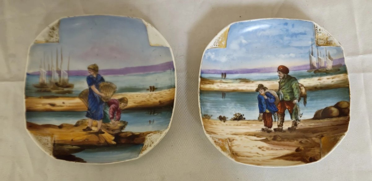 Pair Of Enameled Porcelain Plates With Polychrome Decoration Of Seaside Scenes-photo-4