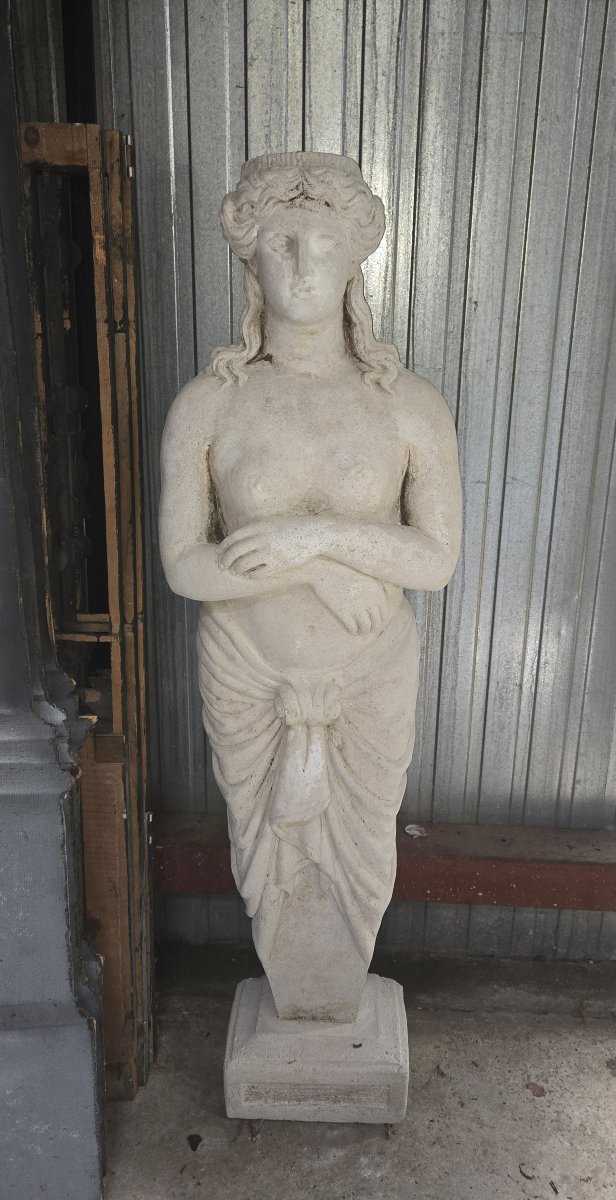 Large Garden Statue In Reconstituted Stone - Antique-style Female Figure-photo-3