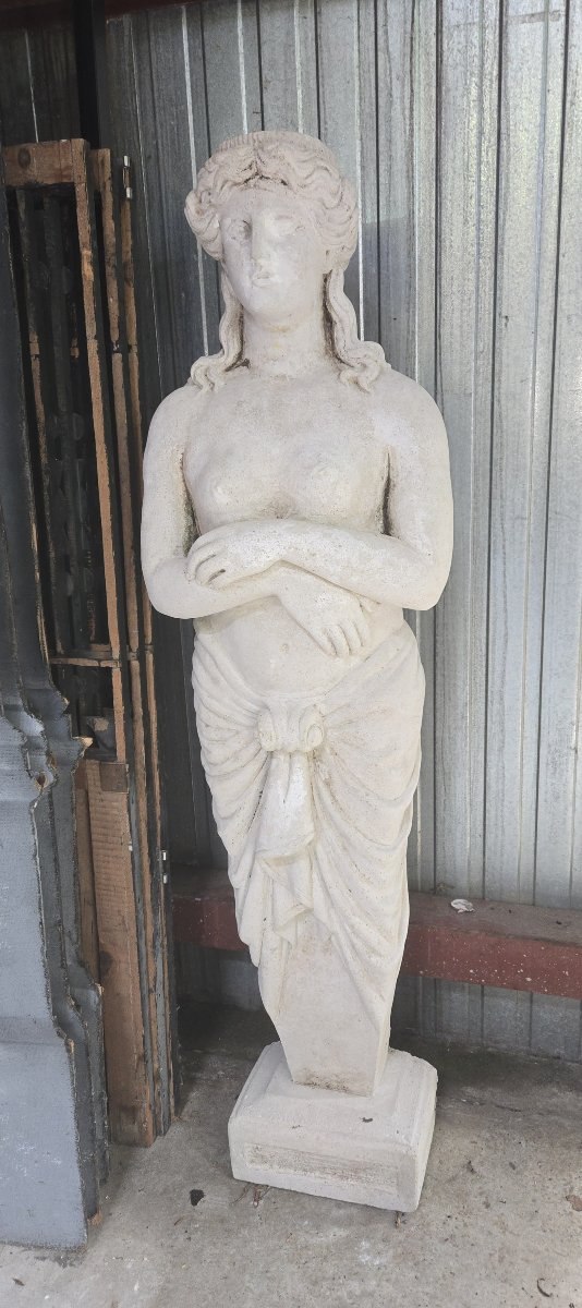 Large Garden Statue In Reconstituted Stone - Antique-style Female Figure-photo-1