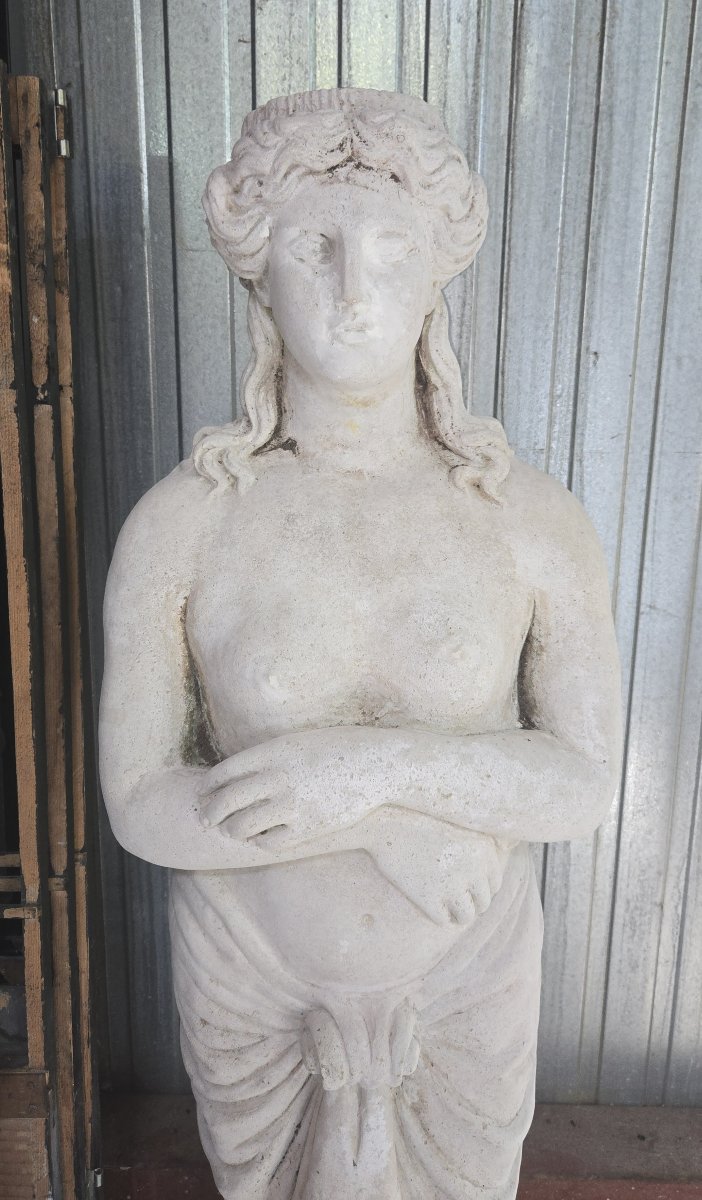 Large Garden Statue In Reconstituted Stone - Antique-style Female Figure-photo-2