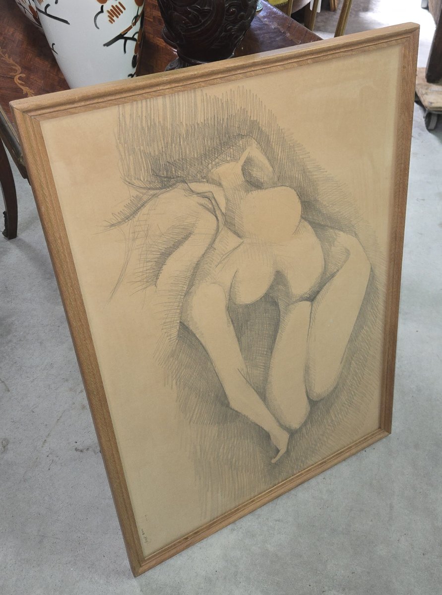 Grand dessin académique représentant un nu féminin recroquevillé, réalisé au fusain -photo-5