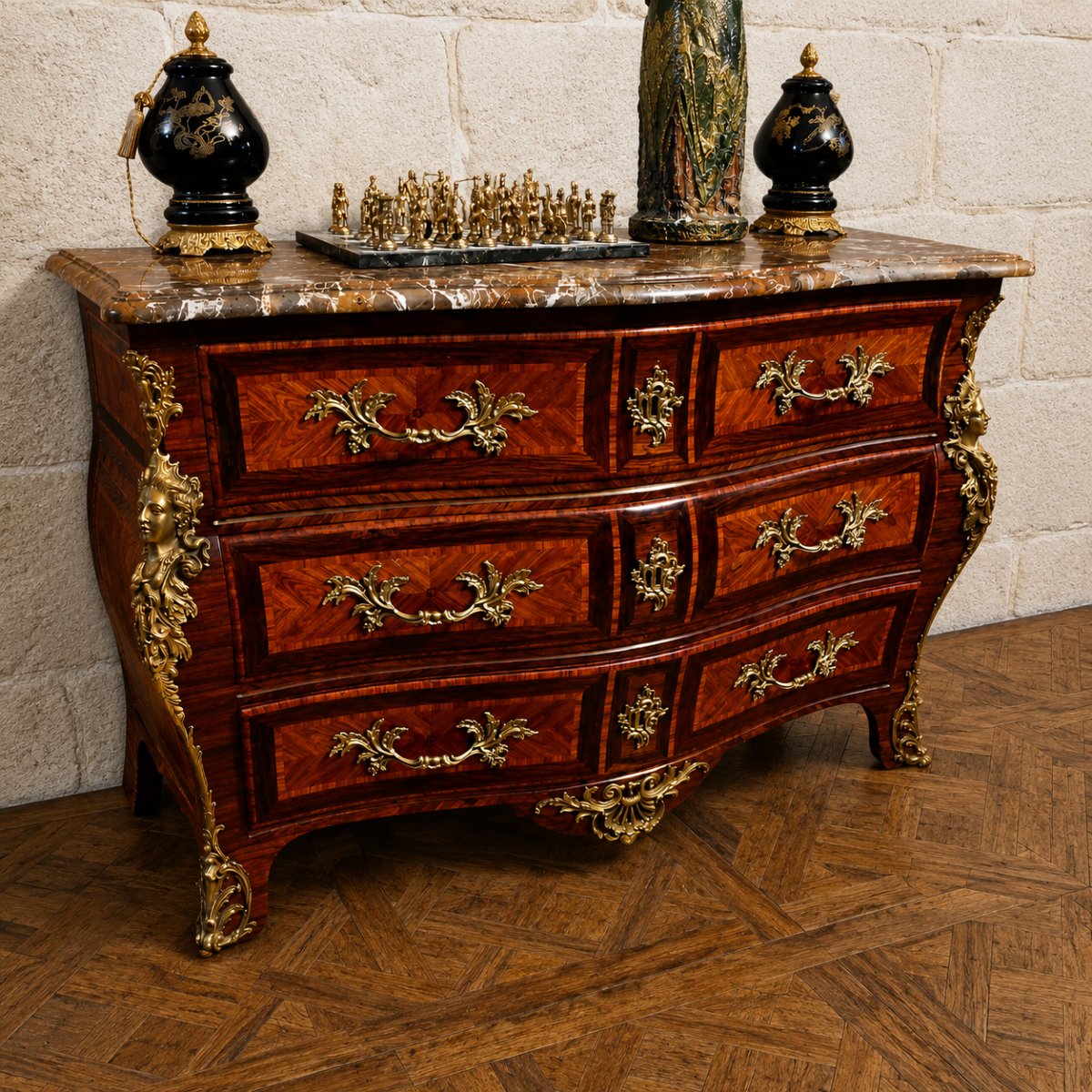Importante commode tombeau d’époque Louis XV en marquéterie 