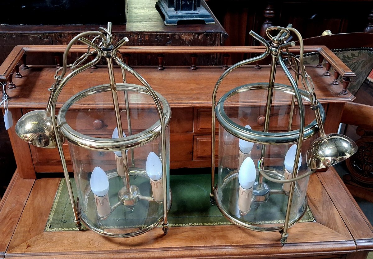 Paire de lanternes suspendues en laiton poli et verre cylindrique-photo-3