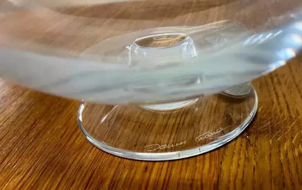 Daum: Snail-shaped Glassware Made Of Clear Crystal And Glass Paste-photo-1