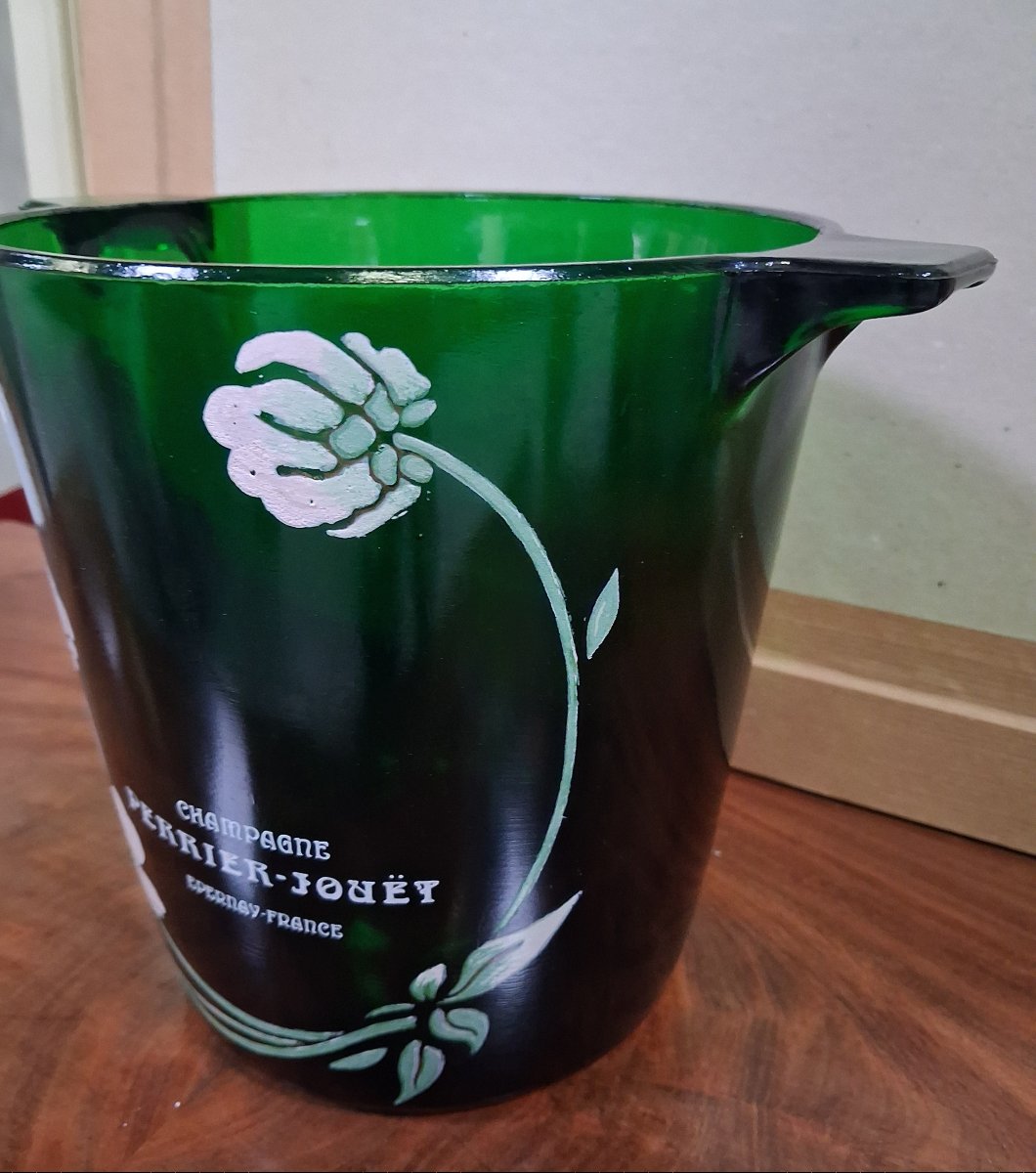 Perrier-jouët “anémones” Champagne Bucket In Green Glass -photo-2
