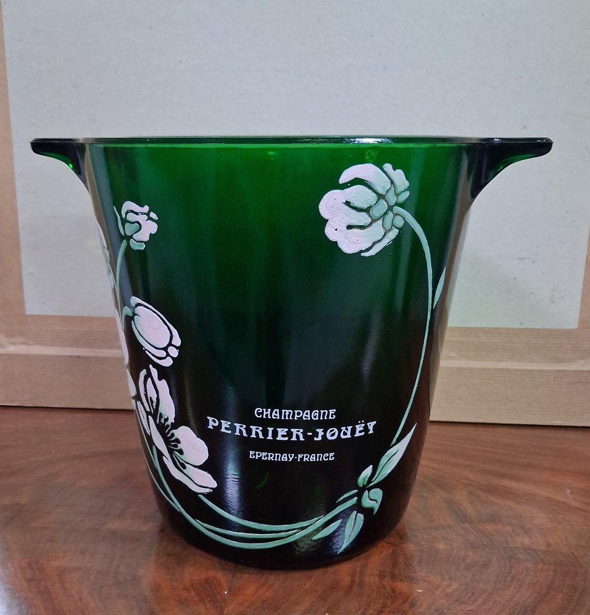 Perrier-jouët “anémones” Champagne Bucket In Green Glass 
