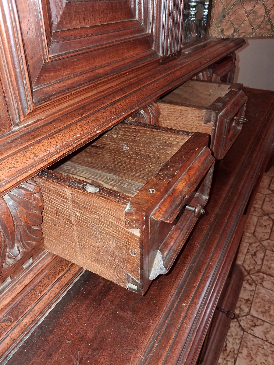 Renaissance Two-part Walnut Cabinet And Sideboard, 17th Century -photo-5