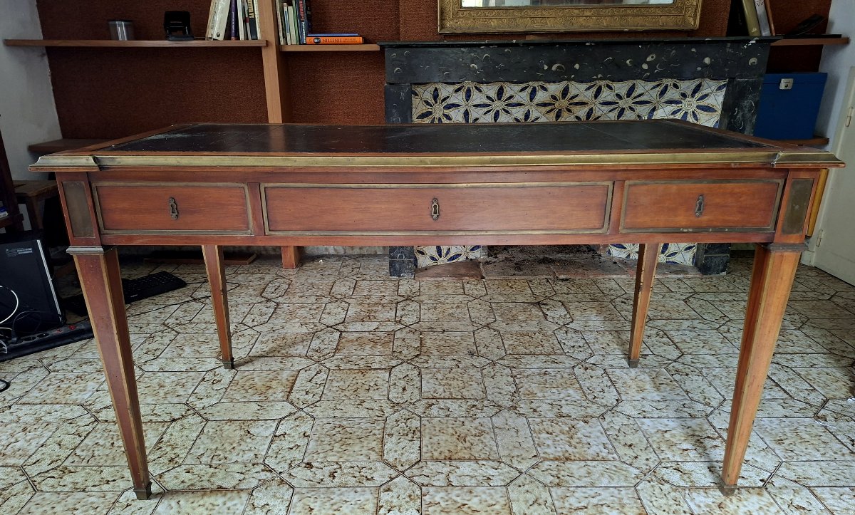 Large Parisian Center-drawer Desk With Pull-out Drawers, Louis XVI Style, Mahogany And Gilded Bronze, 19th Century -photo-3