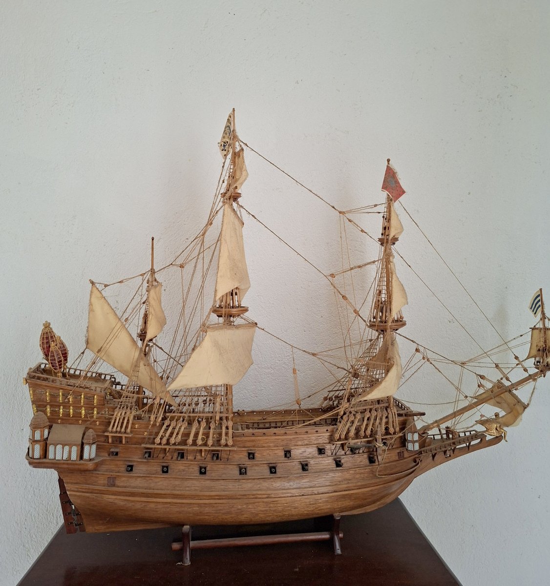Large Model Of The Ship “la Couronne” – French Vessel From 1636  -photo-4