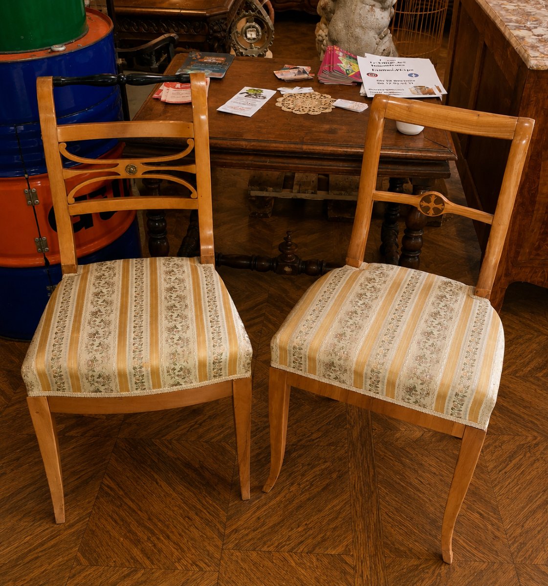 Paire de chaises Biedermeier en bois blond Époque Biedermeier