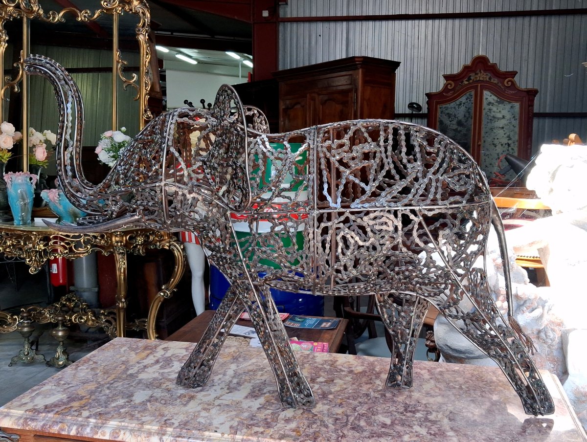 Éléphant en chaînes de vélo soudées – Sculpture contemporaine en métal recyclé-photo-4