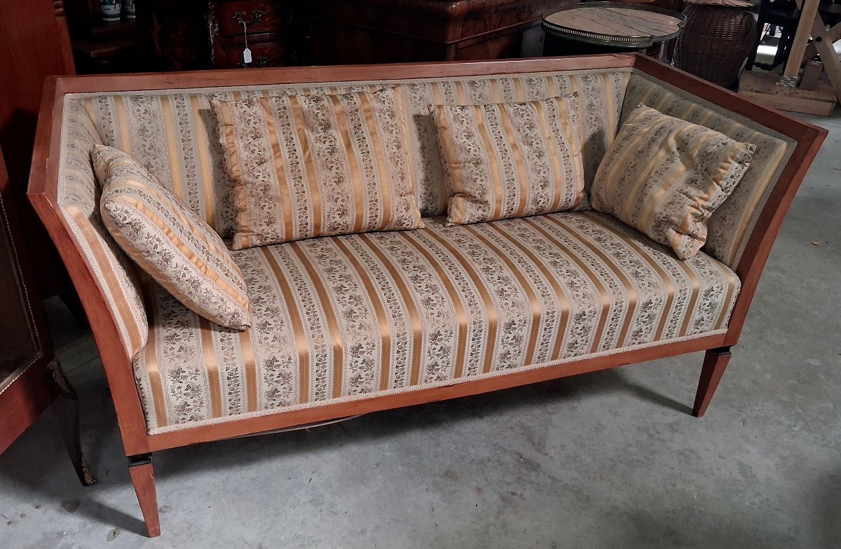 Canapé trois places époque Biedermeier en bois clair-photo-2