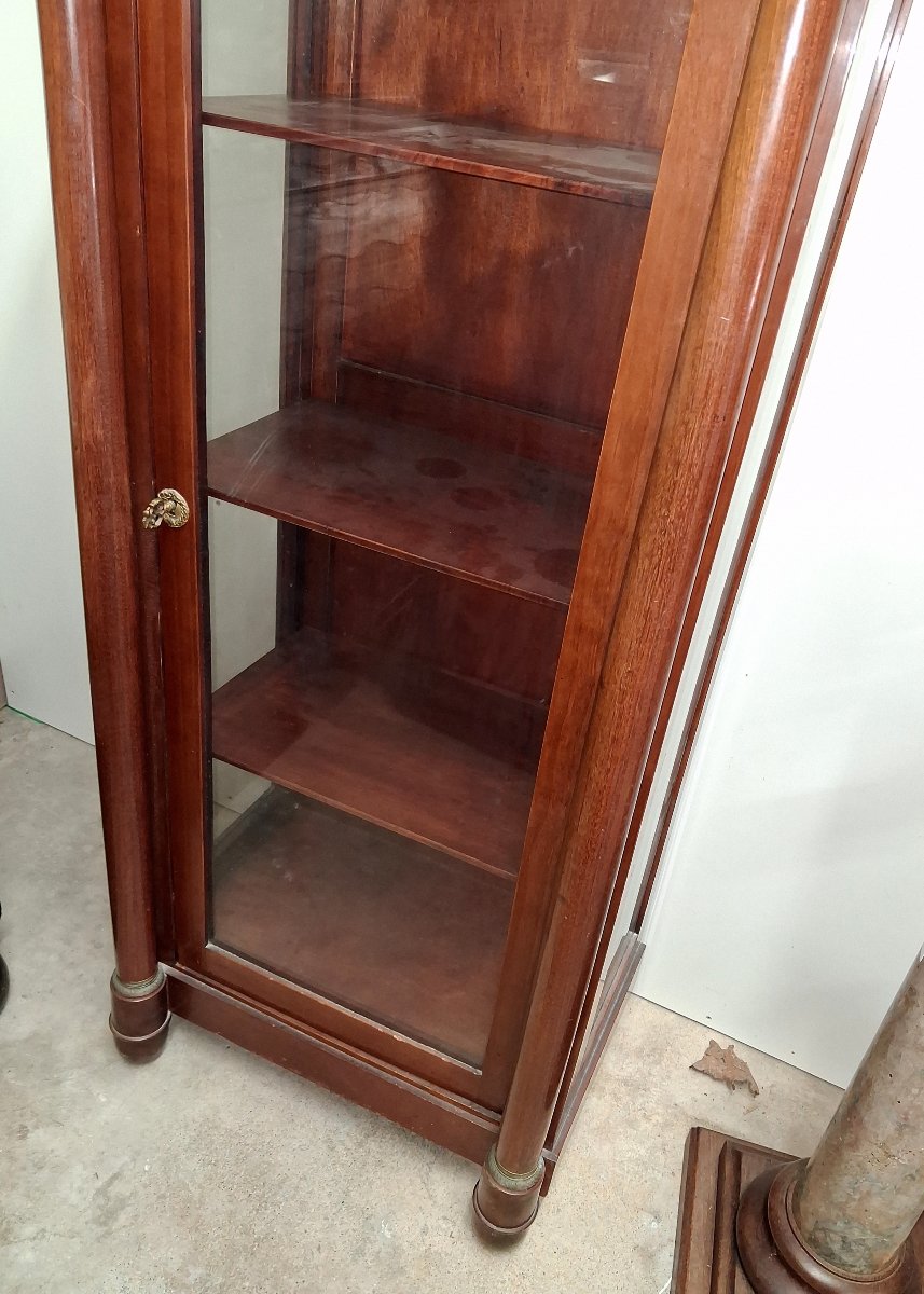 Vitrine style Empire en acajou et bronze doré, dessus marbre noir -photo-4
