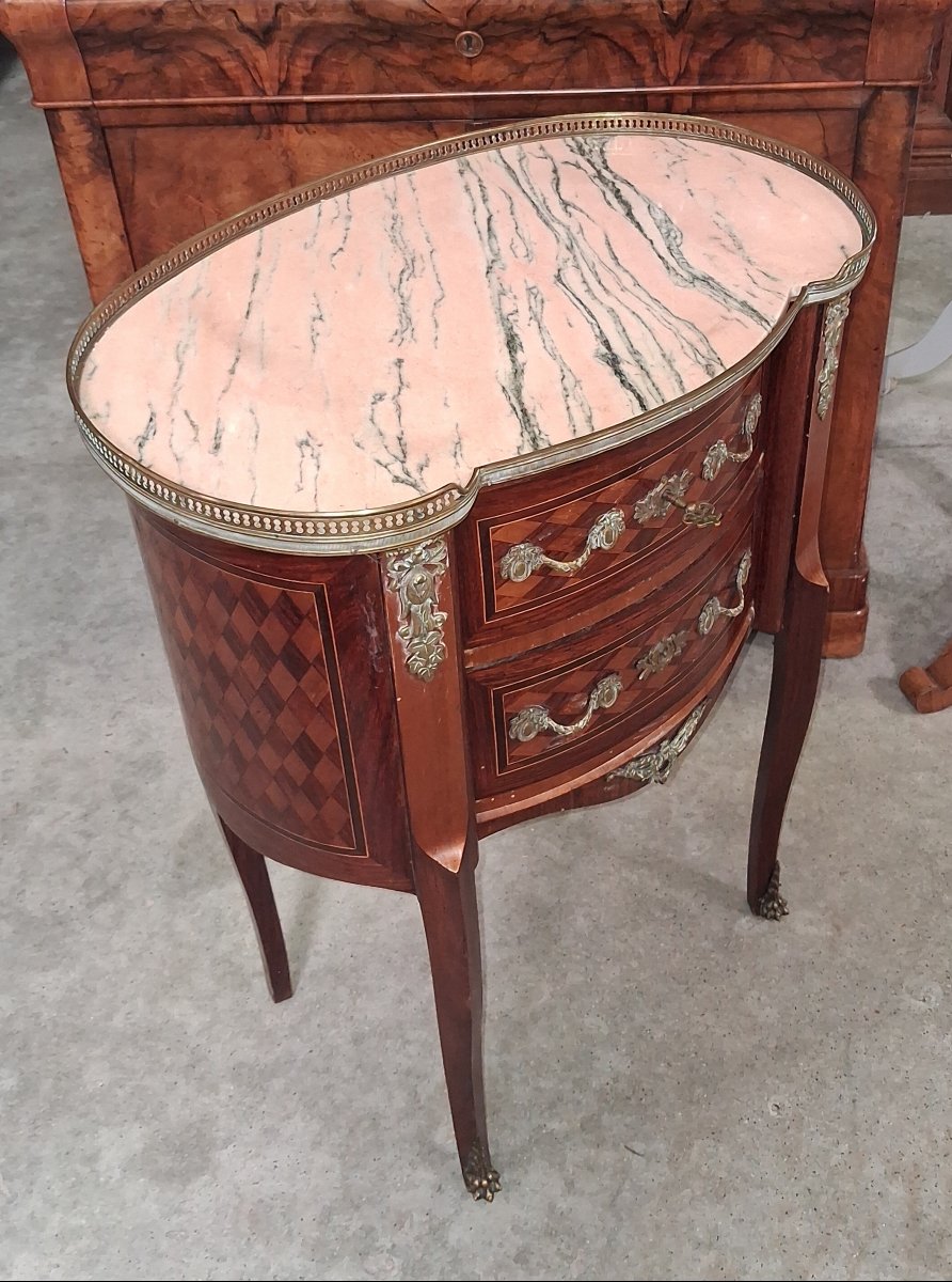Commode sauteuse de forme rognon en marqueterie, marbre rose et bronzes – Style Louis XV-photo-2