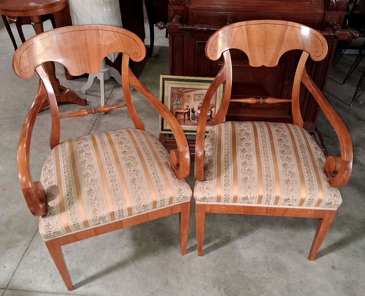 Paire de fauteuils d'époque Biedermeier en bois clair – XIXe siècle  -photo-1