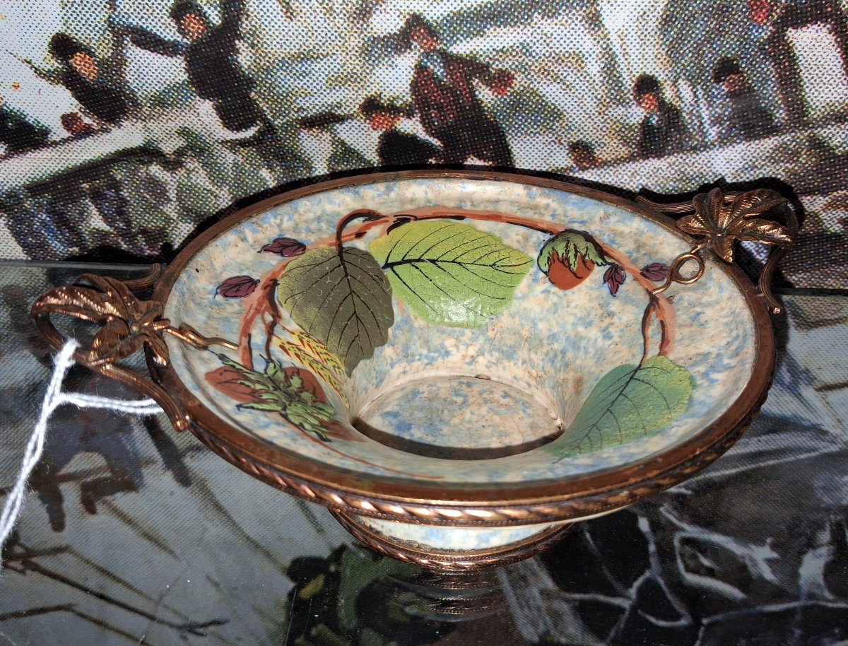 Louis DAGE (1885-1963) Coupe Art Déco en céramique émaillée à décor de noisettes-photo-2