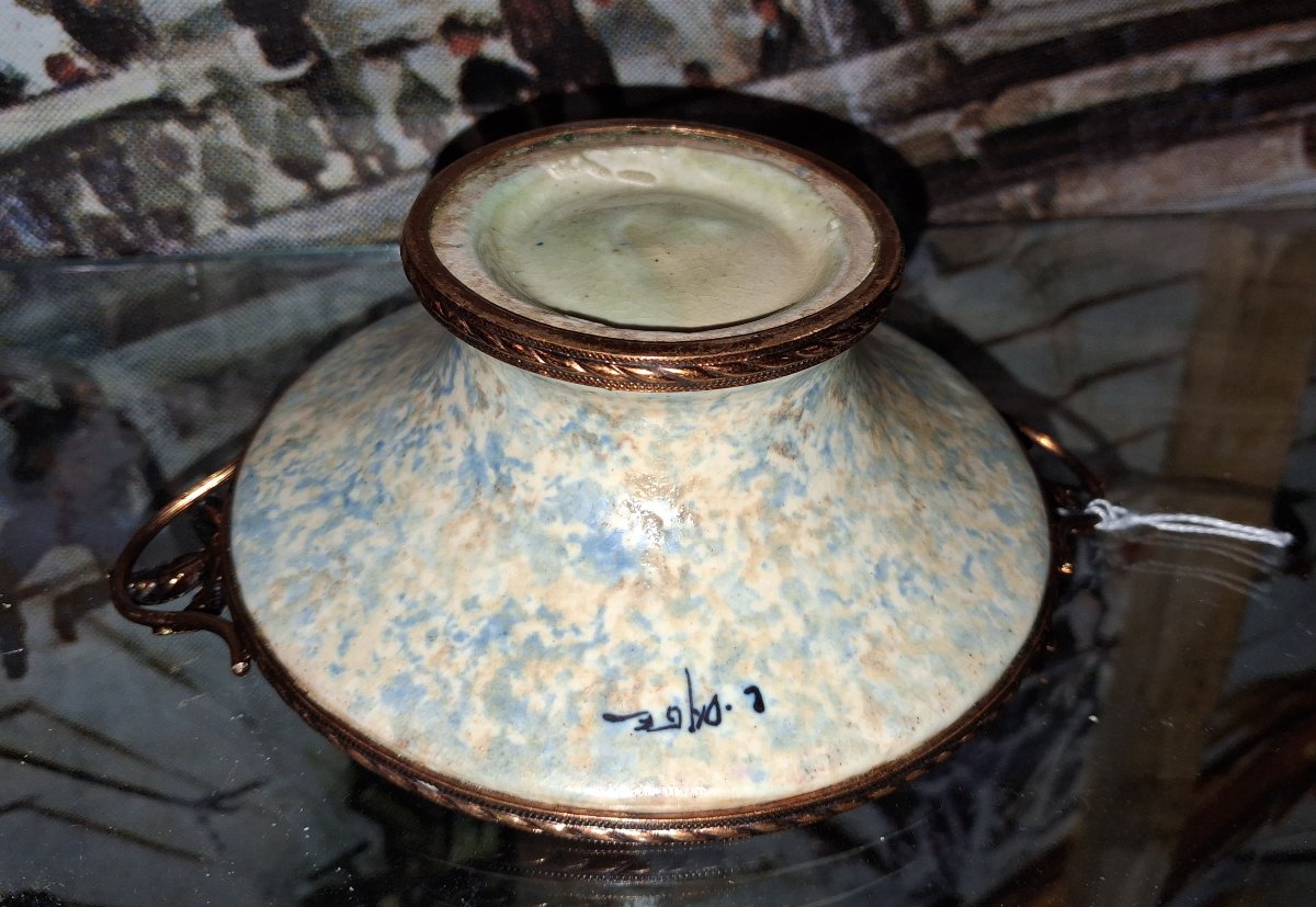 Louis DAGE (1885-1963) Coupe Art Déco en céramique émaillée à décor de noisettes-photo-5