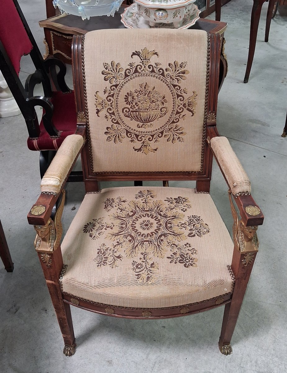 Fauteuil époque Empire en acajou à têtes d'égyptiennes-photo-5