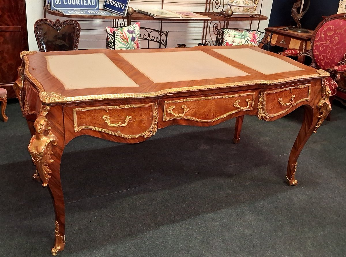 Large, Flat Louis XV-style Desk, Modeled After A Design By Charles Cressent, Featuring Marquetry And Gilded Bronze  -photo-4